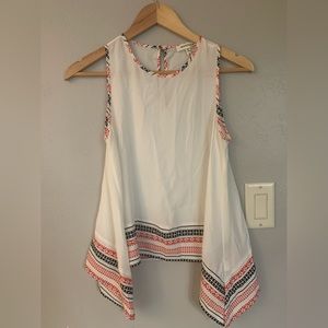 Monteau white flowy tank top